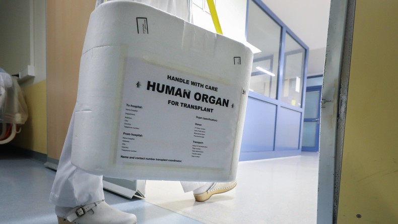 Historische Organspende: HIV-positive Mutter spendet ihrer nicht infizierten Tochter Leber