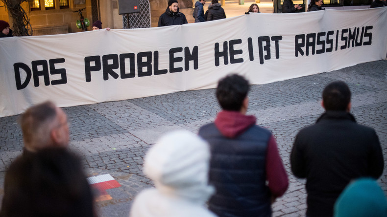 Fünf Jahre Haft für 70-Jährigen nach Messerattacke auf Flüchtlinge