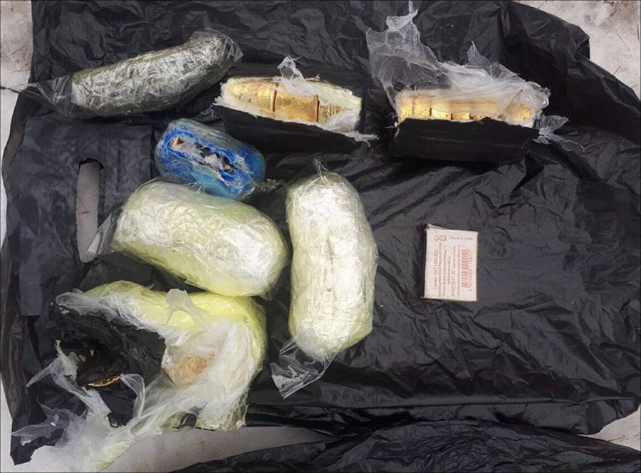 Mein Schatz! Mann mit Gold für halbe Million Euro in Rucksack in Russland gefasst