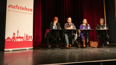 Wider die simplen Feindbilder – Das erste Treffen der Sammlungsbewegung "Aufstehen" in Berlin