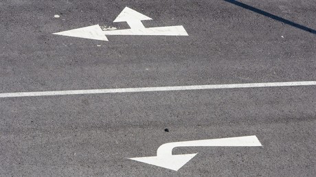 Neuartiger Asphalt soll Lärm und Hitze in Paris reduzieren