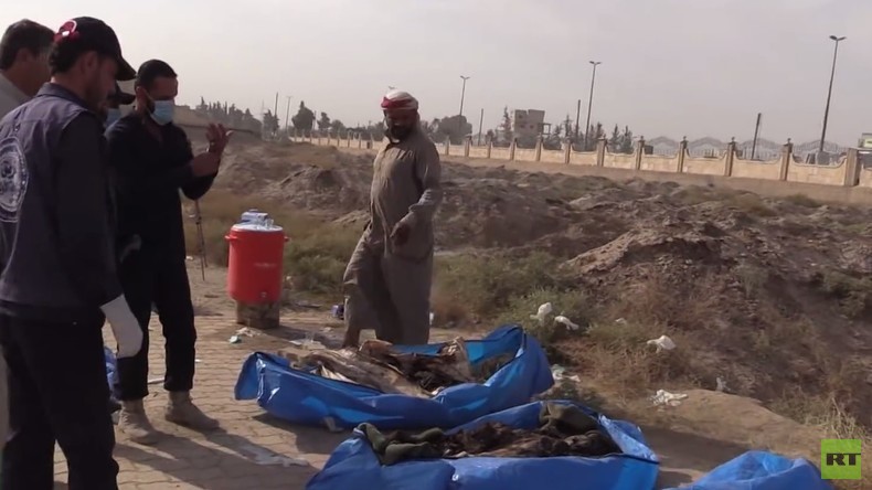 Massengrab mit über 1.500 Leichen in Rakka – Syrien beschuldigt Luftwaffen der Westkoalition