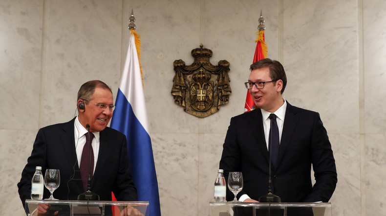 Lawrow antwortet auf Fragen zu russisch-serbischen Beziehungen: "Gemeinsame kulturelle Wurzeln"