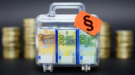 Finanz-Abzockmasche "Cum-Fake": Steuergeld für Phantomaktien?