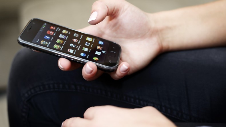 Kubaner bekommen Zugang zu mobilem Internet