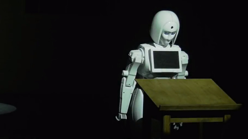 Roboter aus Russland tritt in Theaterstück als Jeanne d’Arc auf