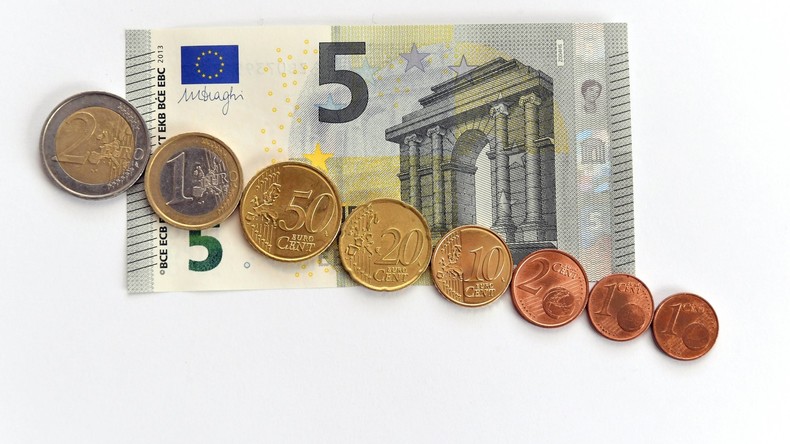 Mindestlohn steigt im neuen Jahr um 35 Cent - Arbeitgeber warnen vor Gefahr für Standort Deutschland
