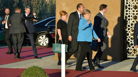 Bundeskanzlerin Angela Merkel bei ihrer Ankunft zur Konferenz in Marrakesch. 