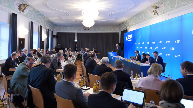 CSU-Landesgruppe startet Zukunftsklausur im Kloster Seeon: Thema auch höherer Verteidigungsetat