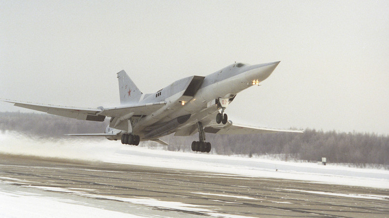 Russland: Unbewaffneter Überschallbomber stürzt ab - Drei Tote