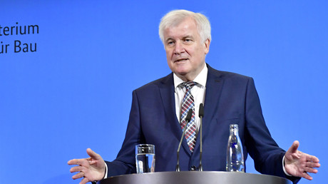 Nach Geständnis von tatverdächtigem Hacker – Seehofer gibt Pressekonferenz zum Datendiebstahl
