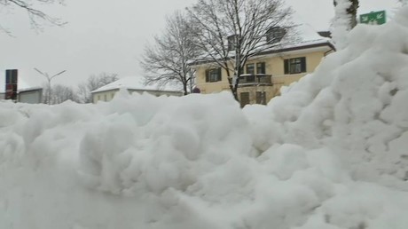 Lawine verschüttet Straße bei Berchtesgaden