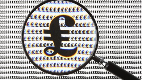 Sponsored by UK: Bellingcat-Aktivist verfasste Skripal-Artikel für Geheimnetzwerk
