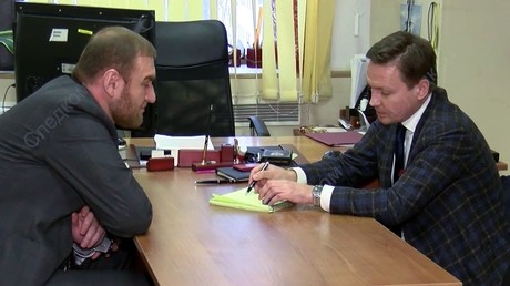Wegen doppelten Mordverdachts: Abgeordneter aus Russlands Föderationsrat abgeführt