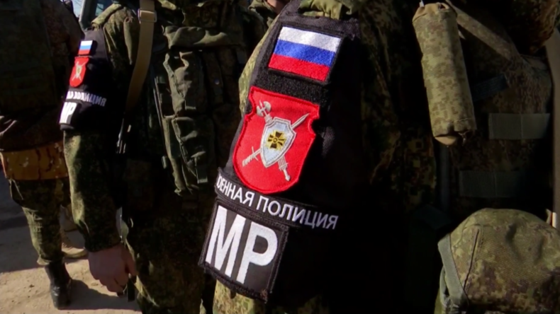 Syrien: Russische Militärpolizei erweitert Patrouillen um Manbidsch nahe der türkischen Grenze