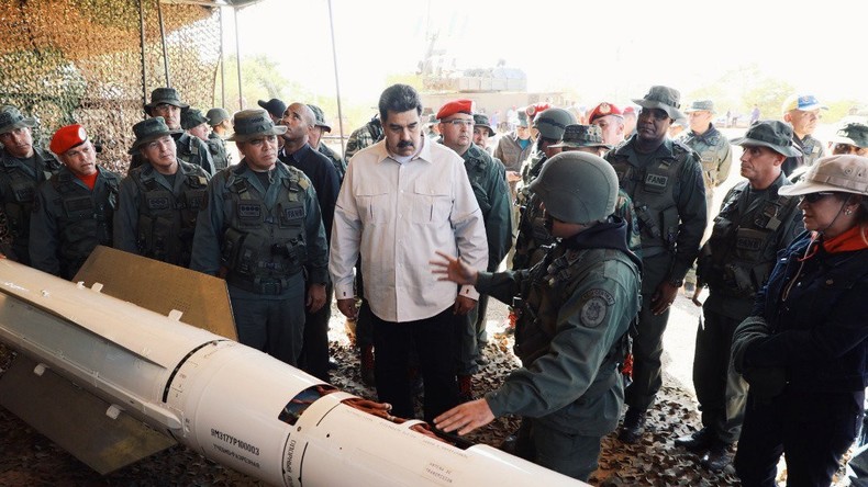 Gegen US-Intervention: Maduro beginnt größtes Kriegsmanöver der Geschichte Venezuelas