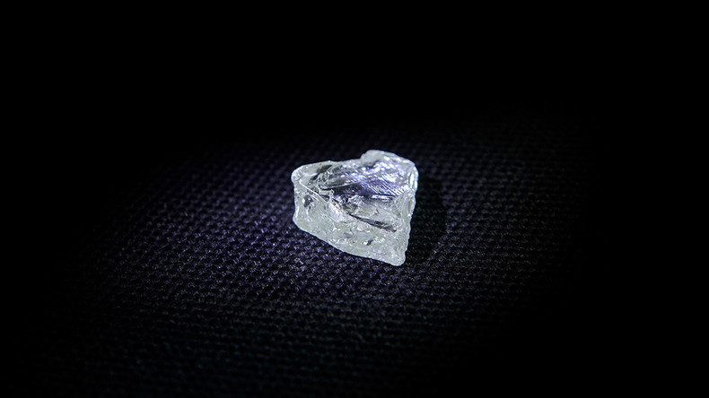 Punktlich Zu Valentinstag Russen Finden 300 Millionen Jahre Alten Diamanten In Herzform Rt De