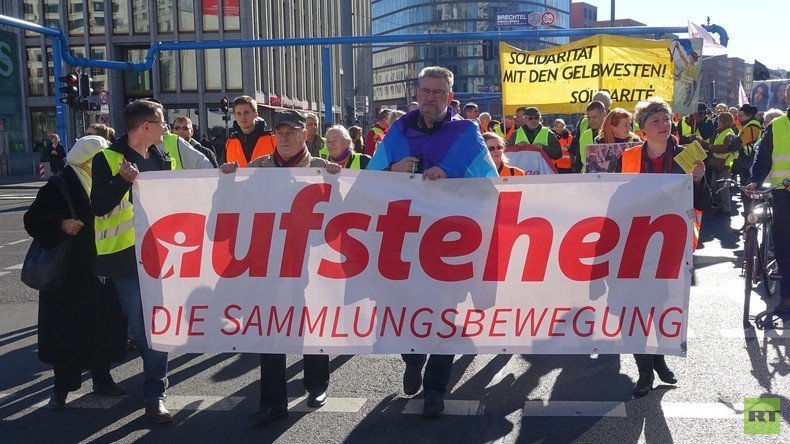 Impressionen von der ersten "Buntwesten"-Demo in Berlin