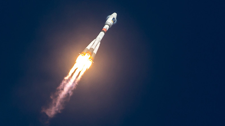 Sojus-Rakete mit OneWeb-Satelliten ins All gestartet 