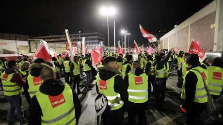 Warnstreik am Hamburger Flughafen hat begonnen - Dutzende Flüge fallen aus