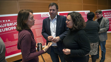 Krise bei der SPD: Nahles will Hartz-IV-System umbauen