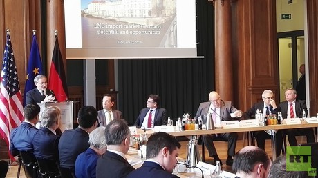 Erstes deutsches LNG-Terminal soll bald stehen