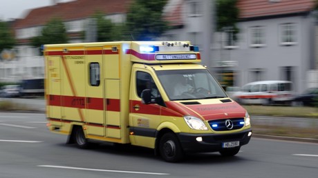 Geisterfahrer stirbt bei Unfall - Drei Menschen in Lebensgefahr