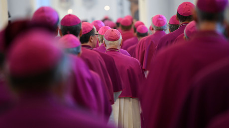Bischofskonferenz stellt sich Missbrauch in der katholischen Kirche