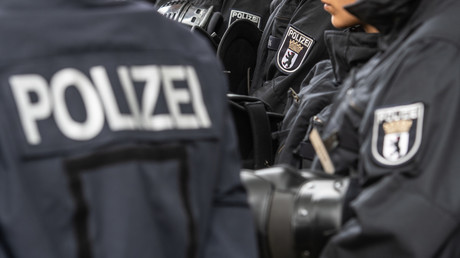 Justiz geht möglicher Polizisten-Verbindung zu Clans nach