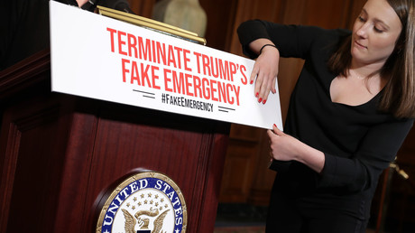 US-Abgeordnetenhaus stellt sich mit Votum gegen Notstandserklärung