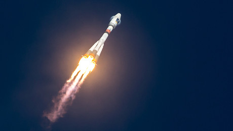 Sojus-Rakete mit OneWeb-Satelliten ins All gestartet