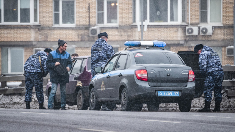 Mord- und Terroranschläge auf Polizisten geplant: Russlands Polizei hebt IS-Schläferzelle aus