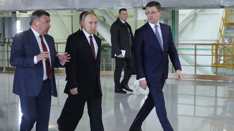 Putin eröffnet zwei Kraftwerke auf der Krim