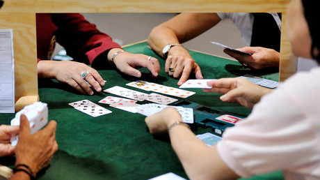 Muss aussetzen: Weltweit bester Bridge-Spieler wegen Dopings gesperrt