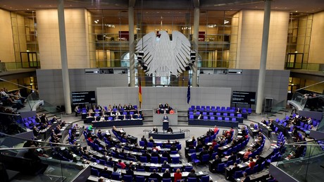 LIVE: 86. Sitzung des Deutschen Bundestags: Diesel, Atomausstieg, Managergehälter
