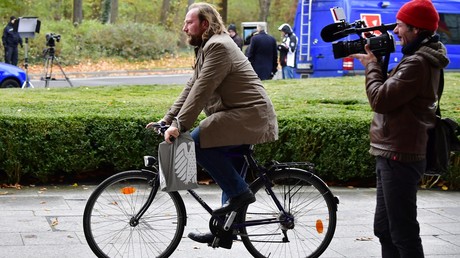 Grünen-Chef Hofreiter fordert: Keine Verbrennungsmotoren mehr ab 2030