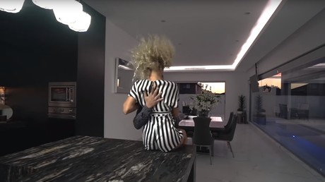 Dirty Dancing in Sydney: Werbung für Immobilienauktion spaltet Australien
