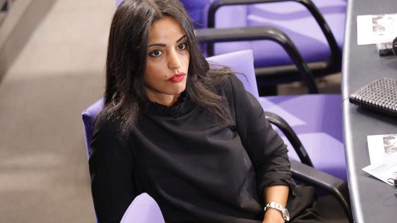 Zeitweilige Sperrung des Twitter-Accounts von SPD-Politikerin Chebli - Außenminister Maas übt Kritik