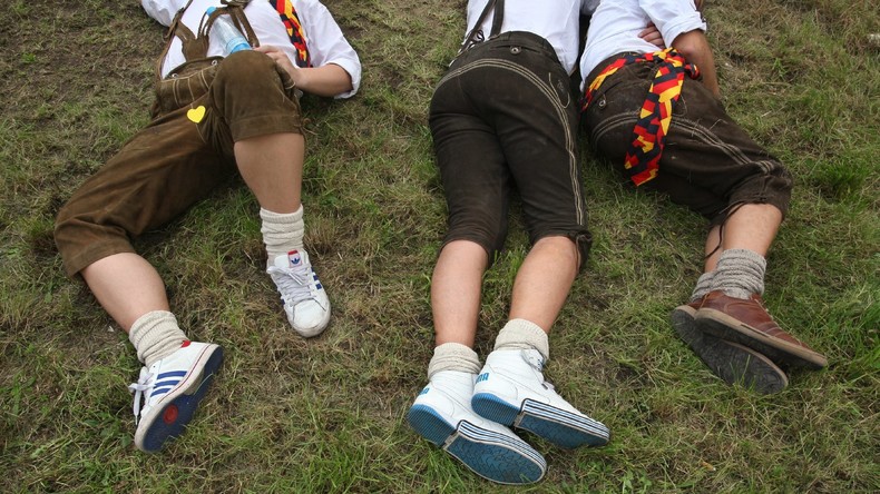Online-Umfrage zu Alkohol und Drogen: Briten betrinken sich am häufigsten