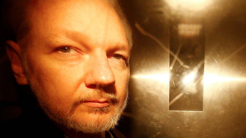 In Krankenstation verlegt: Julian Assange zu krank für Anhörung