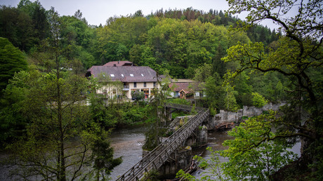 Neue Erkenntnisse im Armbrust-Fall von Passau: Staatsanwaltschaft geht von Tötung auf Verlangen aus