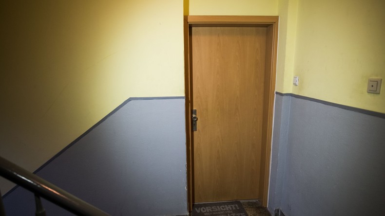 Nach Tod des Mieters: Wiener Hausverwaltung erstattet Anzeige wegen Hitler-Bildern an Wohnungstür