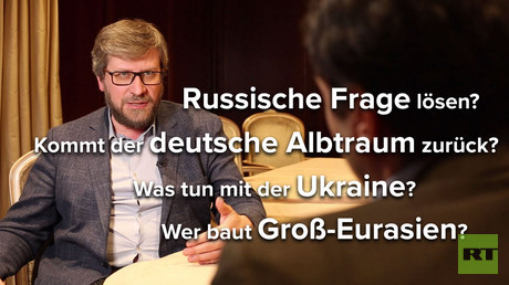 "Die deutschen Politiker nach Merkel beneide ich nicht" - Der Politologe Fjodor Lukjanow im Gespräch