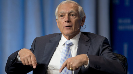 Ex-NATO-Kommandeur Wesley Clark im Kosovo: Russland ist eine Bedrohung für den Balkan