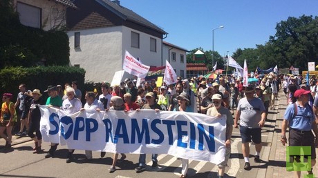 "Symbol der Gewaltordnung" - Proteste gegen US-Basis Ramstein