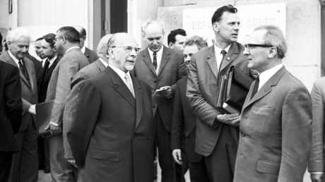 Die DDR-Außenpolitik: Ein kleiner Staat auf der Bühne der großen Weltpolitik (Teil 1)