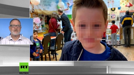 Vater erbost über geplante Geschlechtsumwandlung seines Jungen: "Werde meinen Sohn schützen" (Video)
