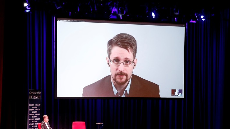 Edward Snowden präsentiert in Berlin sein neues Buch per Videokonferenz