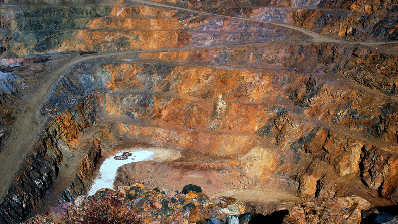 USA verstärken Wirtschaftskrieg gegen China im Kampf um Zugang zu wichtigen Mineralien