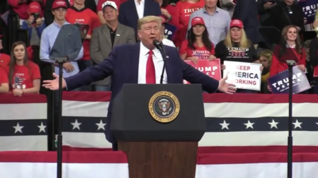 Trump über Telefonat mit Selenskij: "Es gab keine Erpressung"